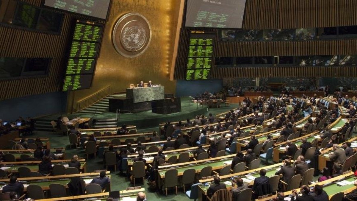 BM'den kritik karar: Rusya'ya Ukrayna'dan hemen çekilme çağrısı yapıldı