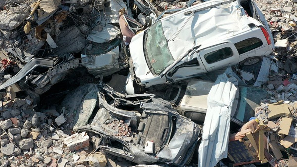 Depremde hasar alan araçların sigorta işlemleri nasıl yapılacak?