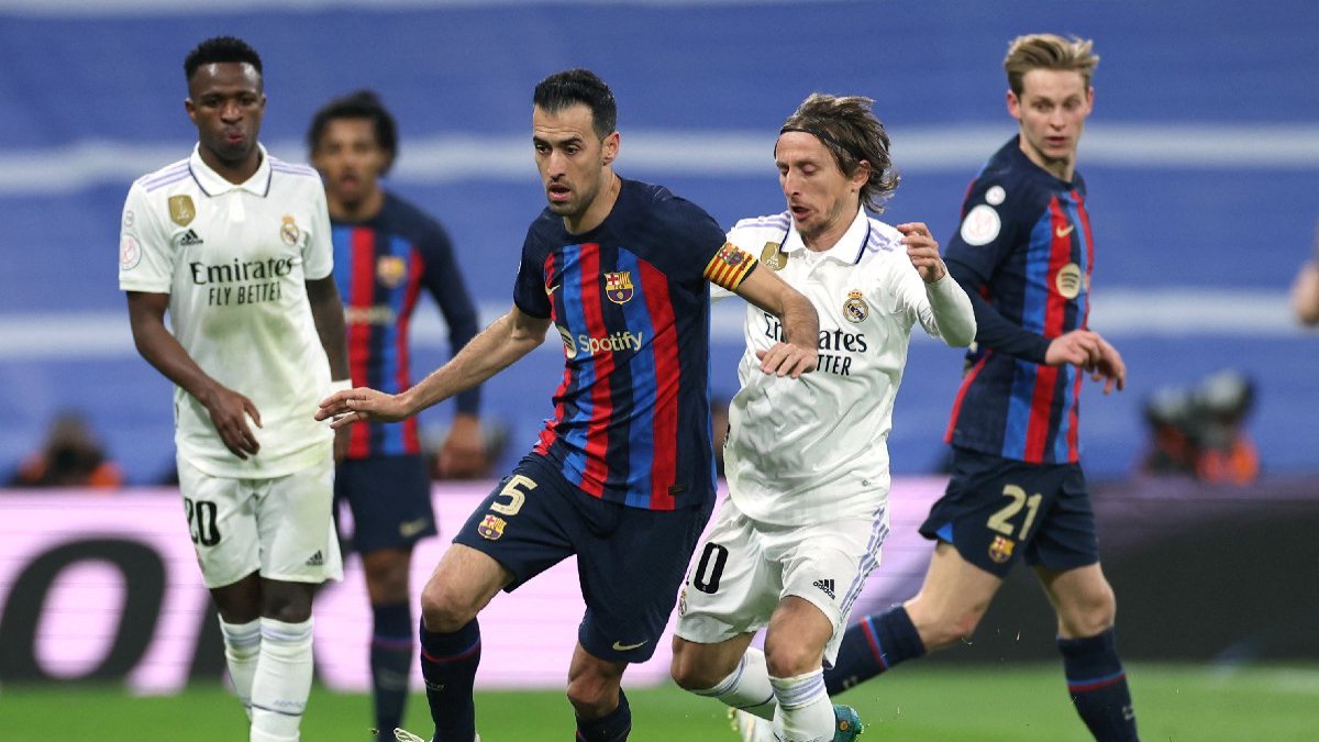 Barcelona, Real Madrid'i evinde devirdi: 0-1