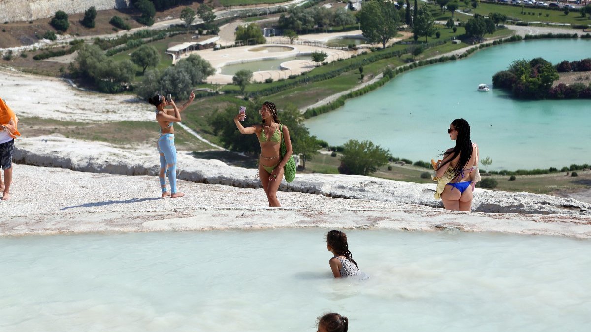 Rahat bırakmadılar, Pamukkale'de yapılaşmanın önü açıldı