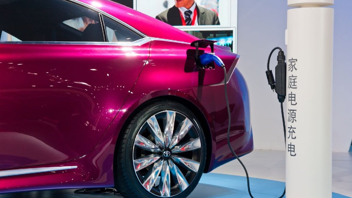 Çin'den elektrikli araç ithalatına yüzde 40 ilave gümrük vergisi