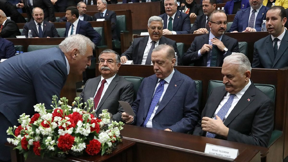 AKP'den ittifak için yeni adım
