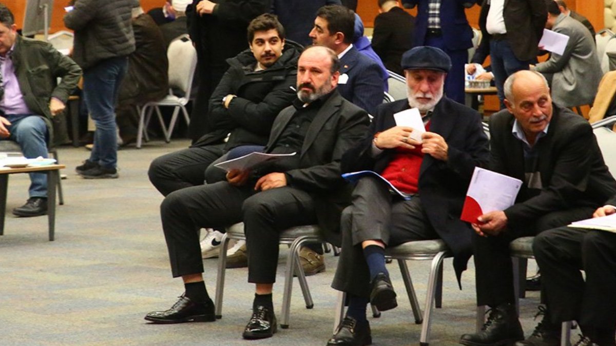 İstanbul'dan milletvekili olmak için başvuran AKP'li sayısı açıklandı
