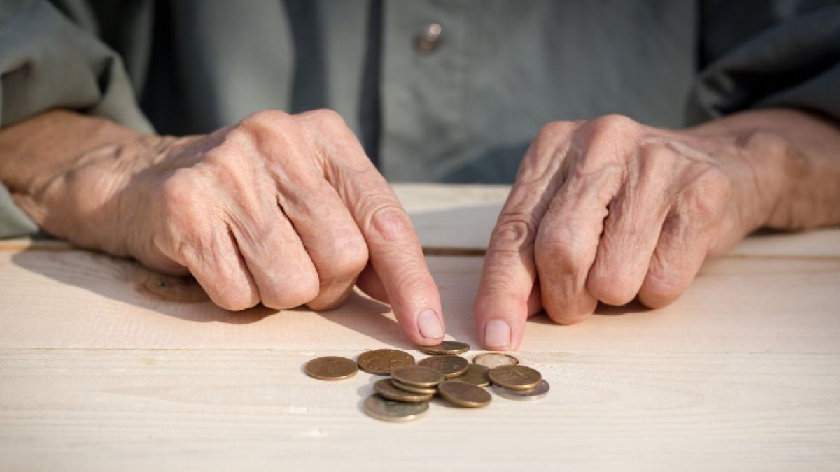 Emekliler zammı 'seçim rüşveti' olarak görüyor