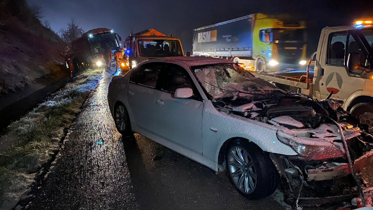 13 aracın karıştığı kazada 8 kişi yaralandı