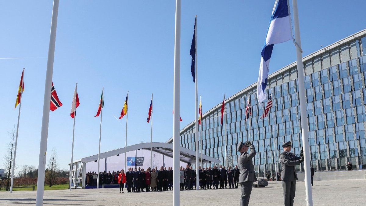 Avrupa ülkelerinden NATO üyesi olan Finlandiya'ya tebrik mesajları