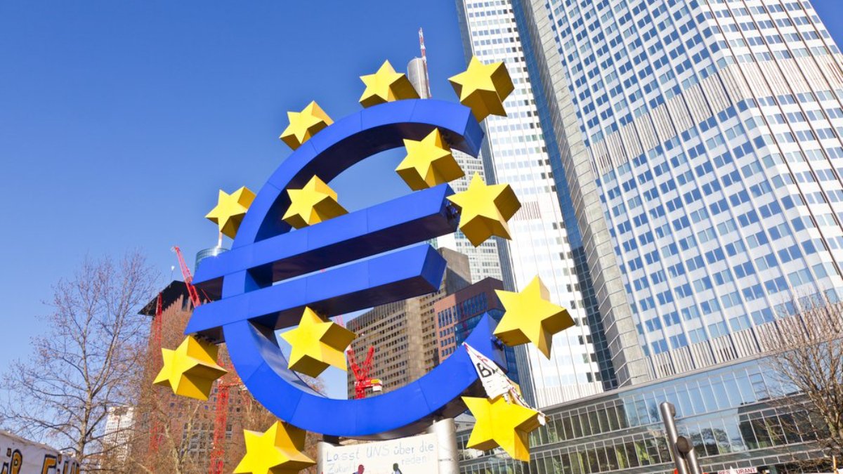 Avrupa Merkez Bankası: Tüketiciler enflasyon konusunda daha iyimser