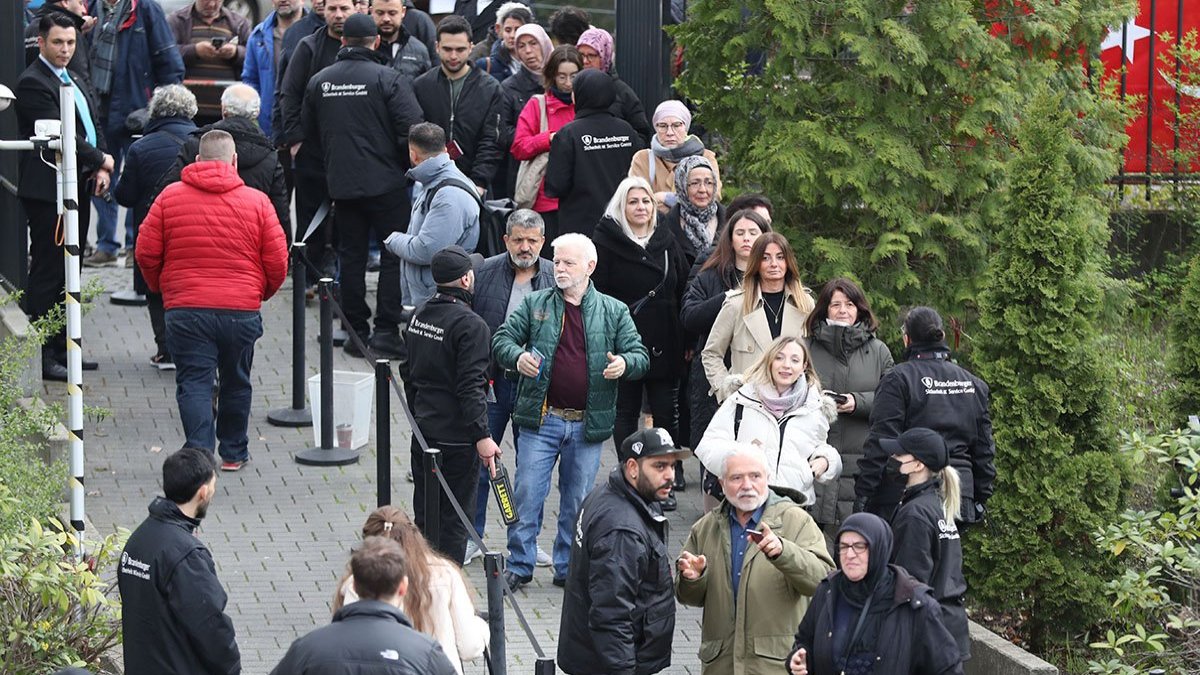 Yurt dışı adresleri Türkiye'ye alındı, gurbetçiler oy veremiyor