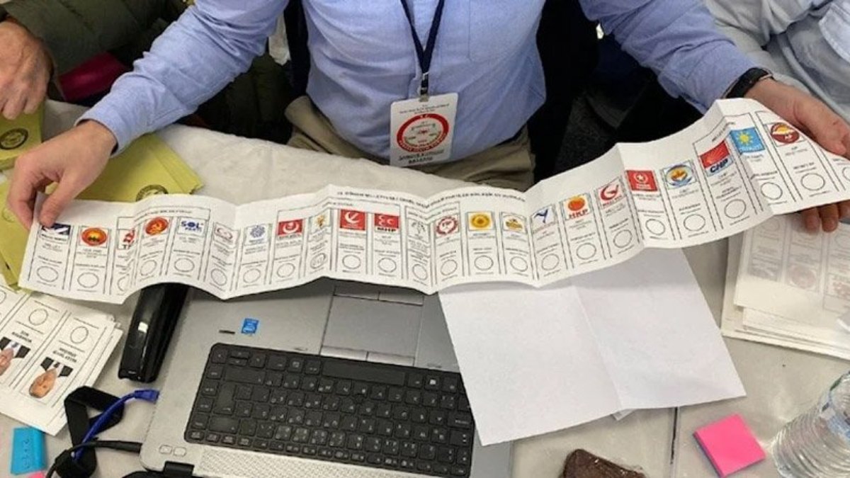'AKP'ye mühür basılmış oy pusulası' skandalında yeni gelişme