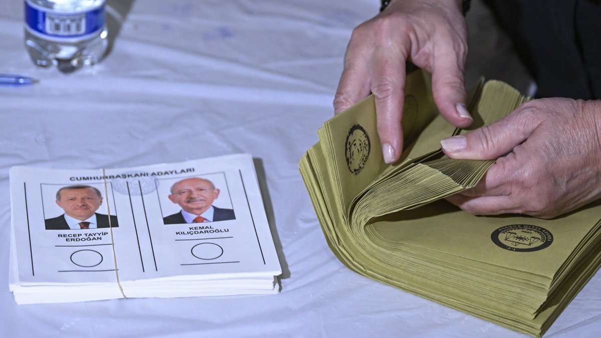 Seçim yasakları başladı