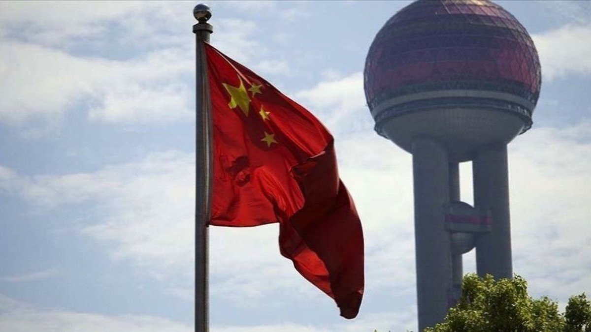 Çin, "tehlikeli manevra"yla ilgili Washington'ı suçladı