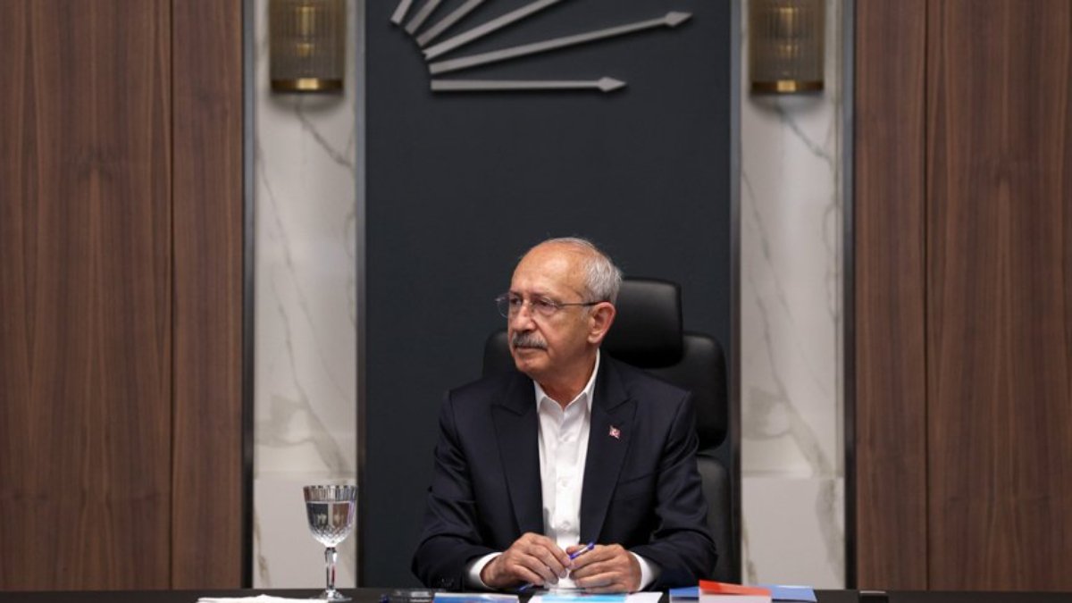 Kılıçdaroğlu MYK üyelerinin istifasını kabul etti