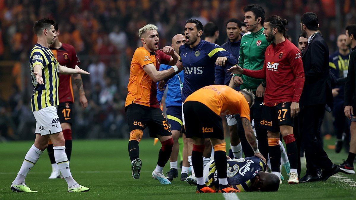 Galatasaray-Fenerbahçe derbisinde gerilim