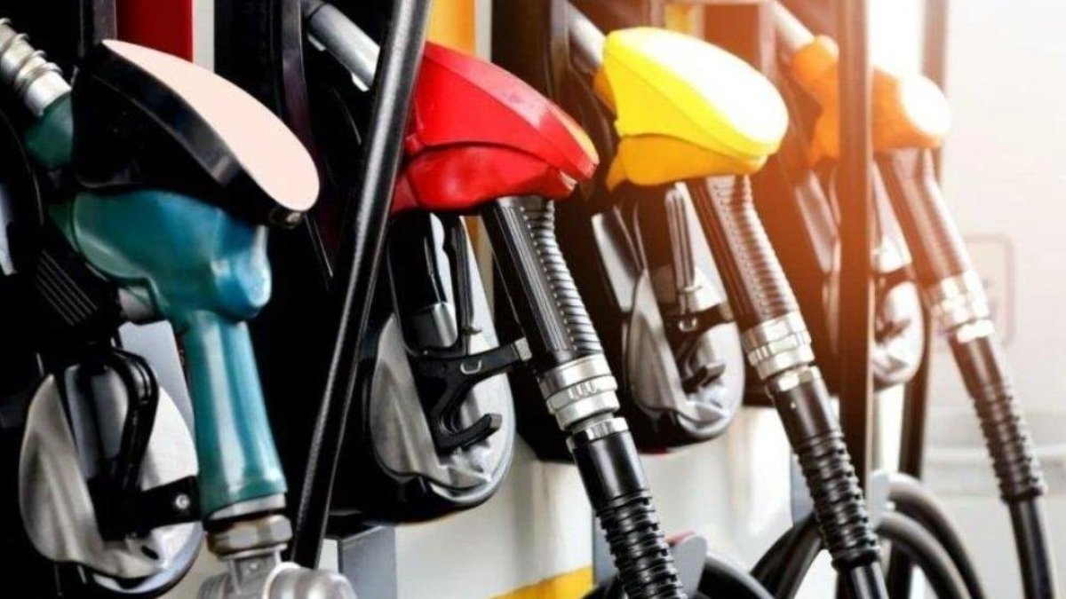 Benzin, motorin ve LPG'ye dolar zammı