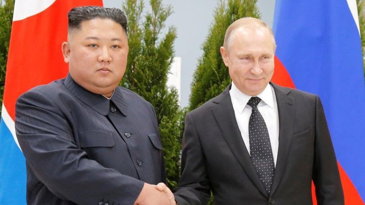 Kuzey Kore liderinden Putin'e samimi mektup: Ellerini sıkıca tutacağım