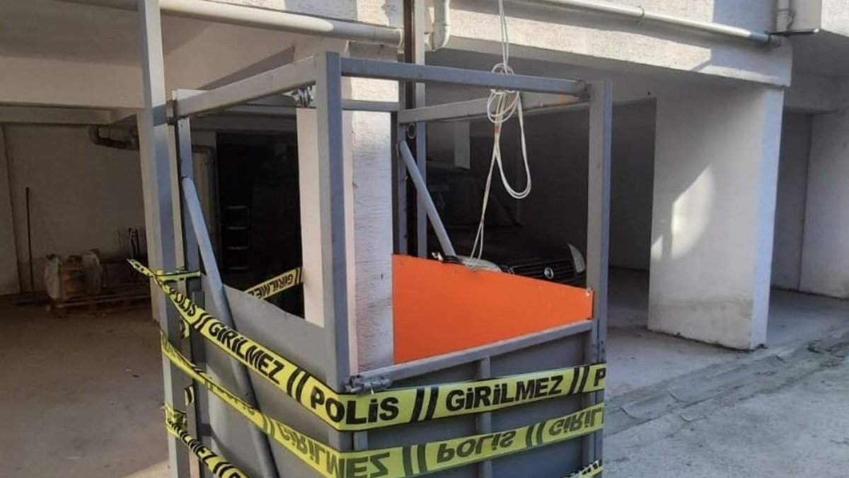 Seyyar asansörün halatı koptu: 2 ölü, 2 yaralı