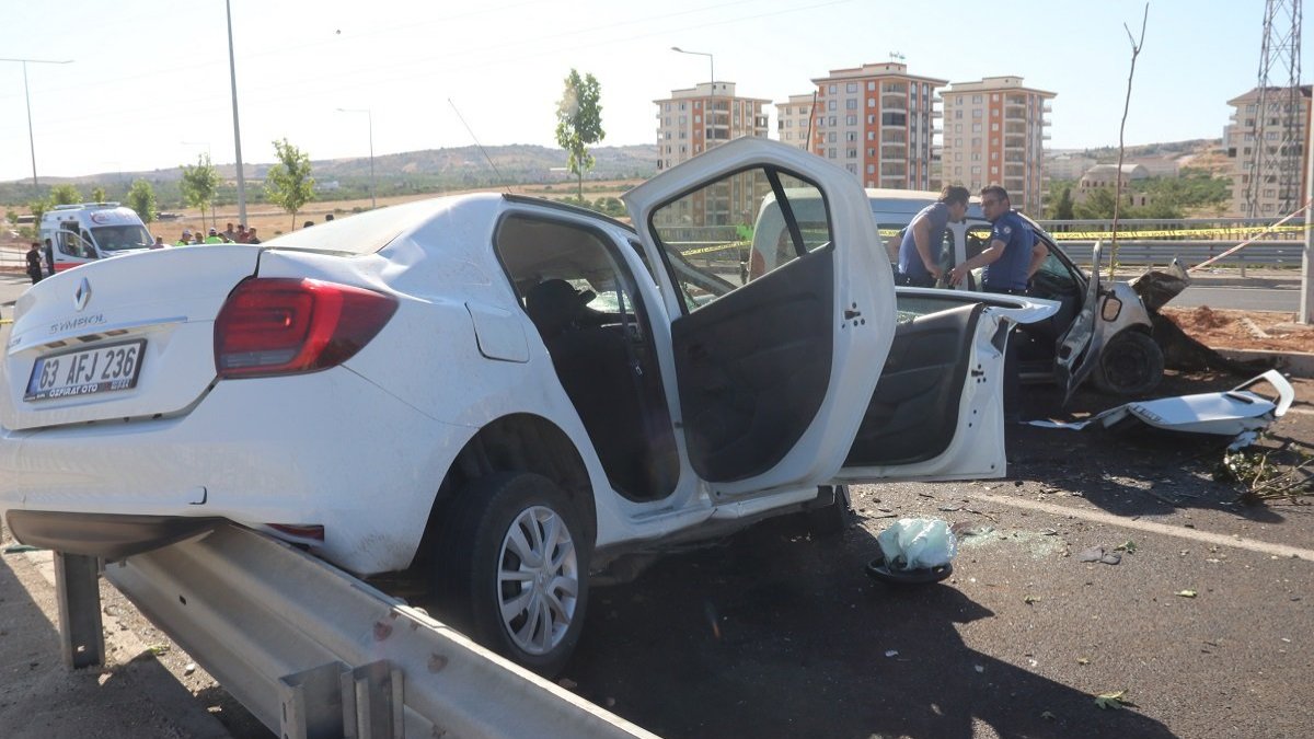 Kazada yaralanan aynı aileden 3 kişi öldü