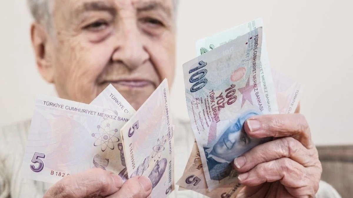 En fakir emekliler Türkiye'de