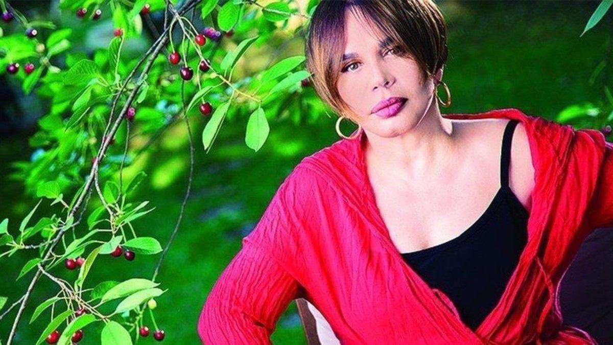 Sezen Aksu yeni şarkısını duyurdu