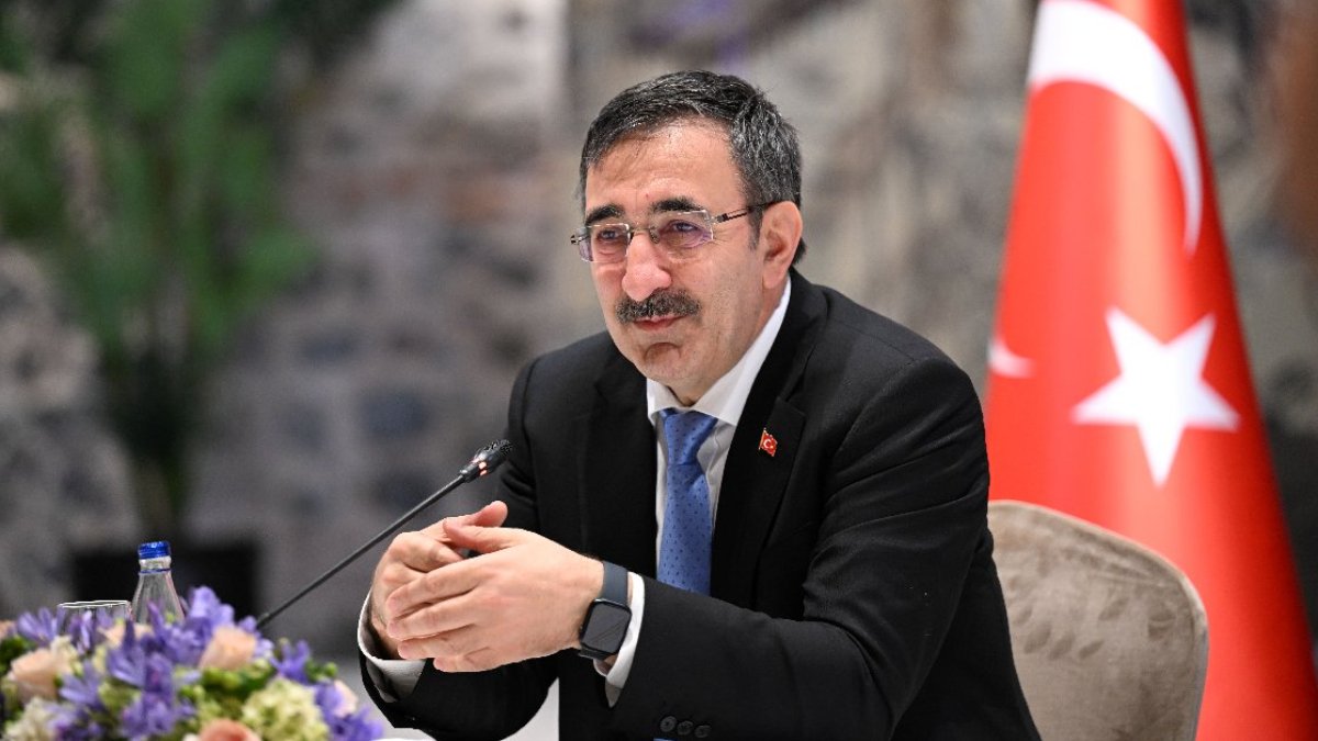 Yılmaz: Sendikaların öncelikleri Orta Vadeli Program'a yansıyacak