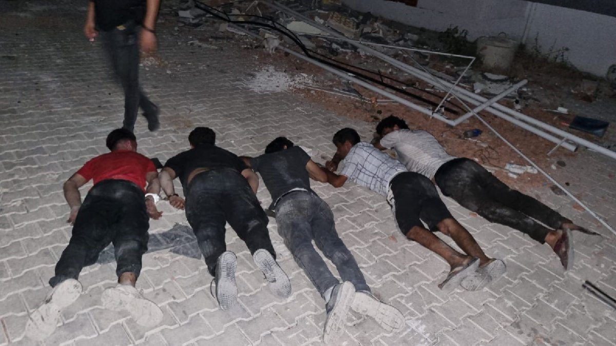 Hasarlı evlerden hırsızlık yapan 5 şüpheli İHA ile tespit edildi