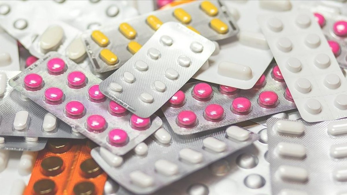 Eşdeğer ilaç bandı yüzde 10'dan 5'e düşürüldü: Hastalar fiyat farkı ödeyecek