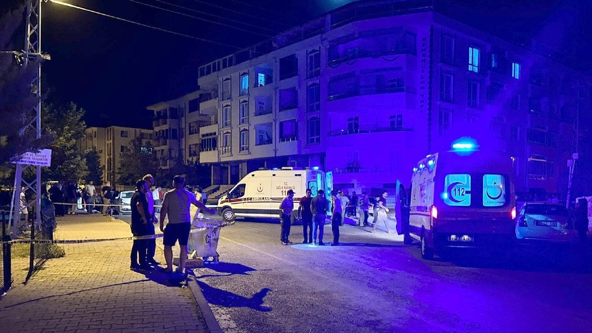 Bıçaklı satırlı kavga: 1 ölü, 1 yaralı