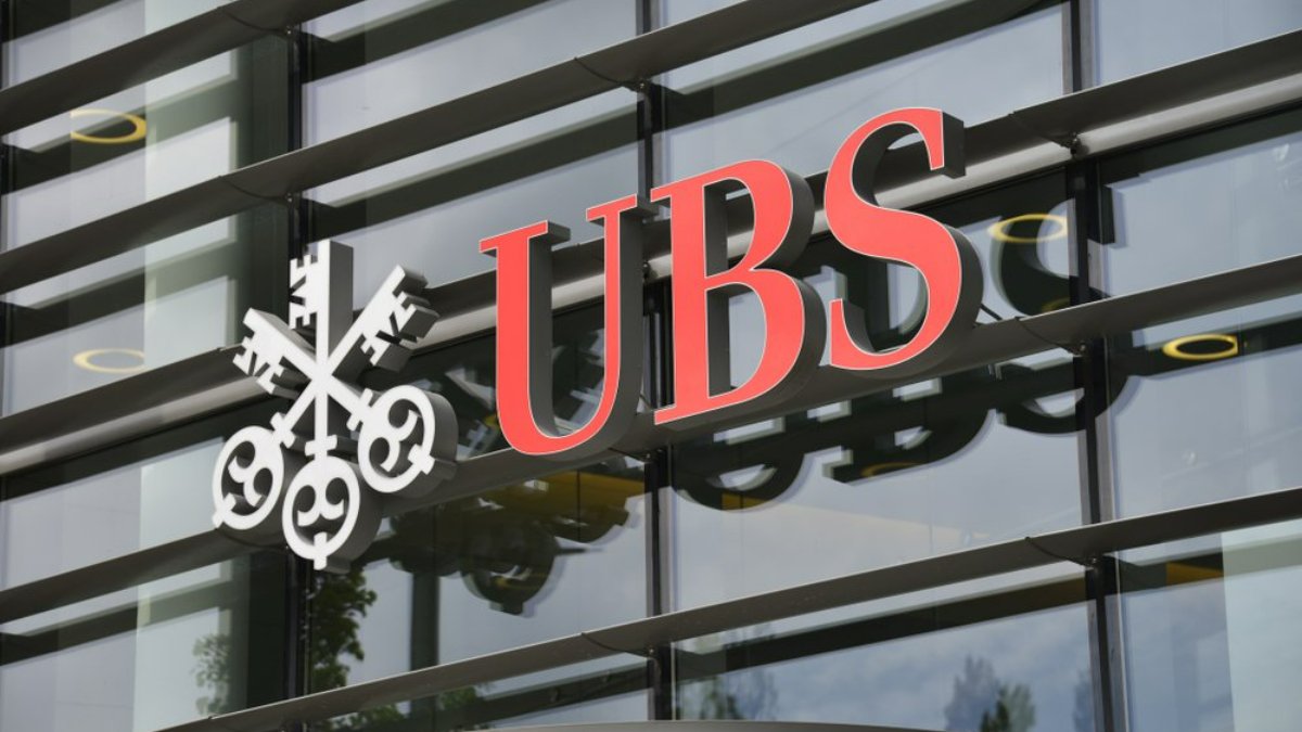 UBS, 3 bin çalışanını işten çıkaracak