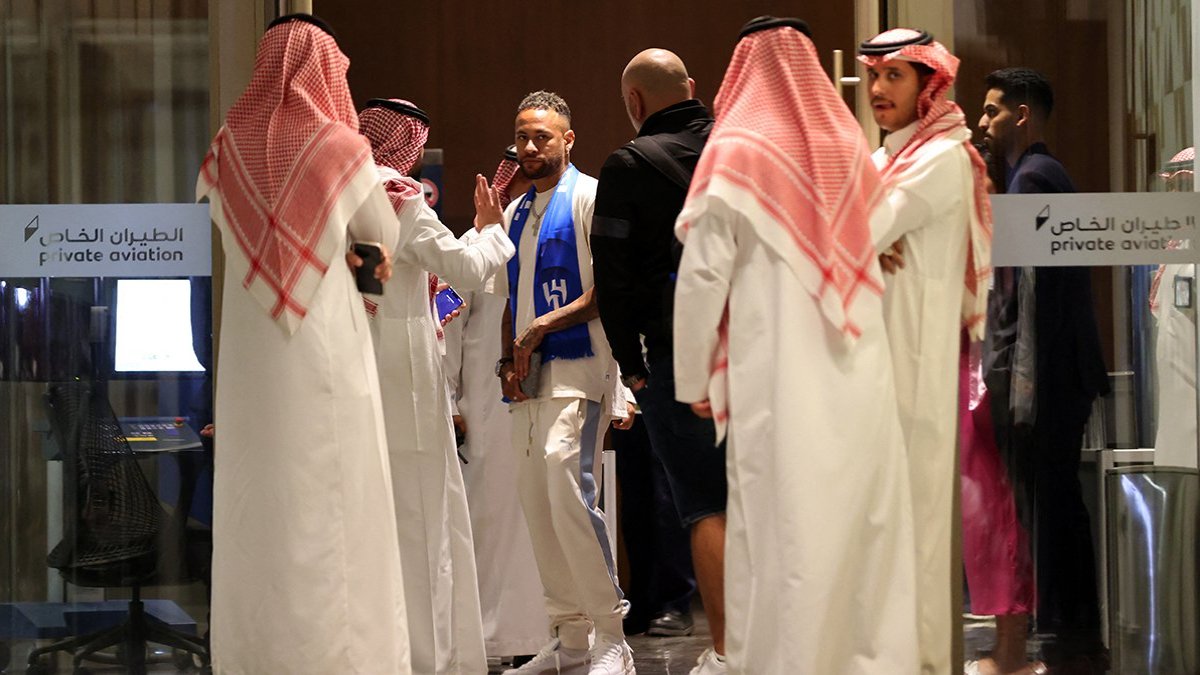 Suudi Arabistan'ın futbol pazarındaki dev hamlesi: Premier Lig'de transfer rekorları