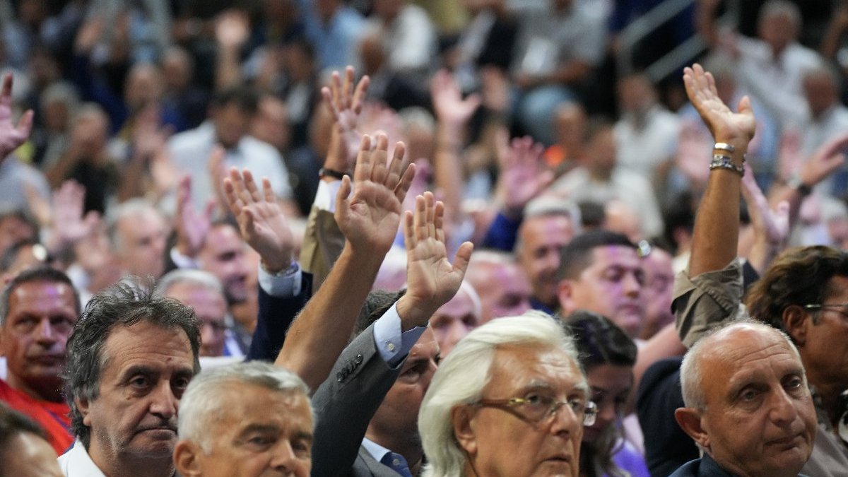 Fenerbahçe'de başkanlık süresinde değişiklik yapıldı