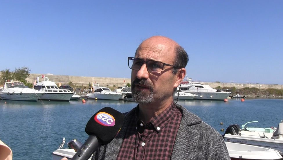 Karadeniz Teknik Üniversitesi (KTÜ) Sürmene Deniz Bilimleri Fakültesi Öğretim Üyesi Doç. Dr. Coşkun Erüz, Karadeniz'deki sıcaklık değişimleri hakkında, 