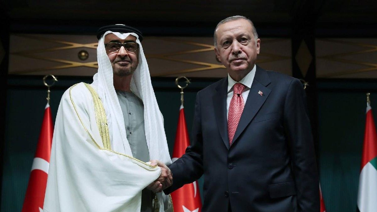 BAE lideri Al Nahyan'dan Cumhurbaşkanı Erdoğan'a dayanışma telefonu