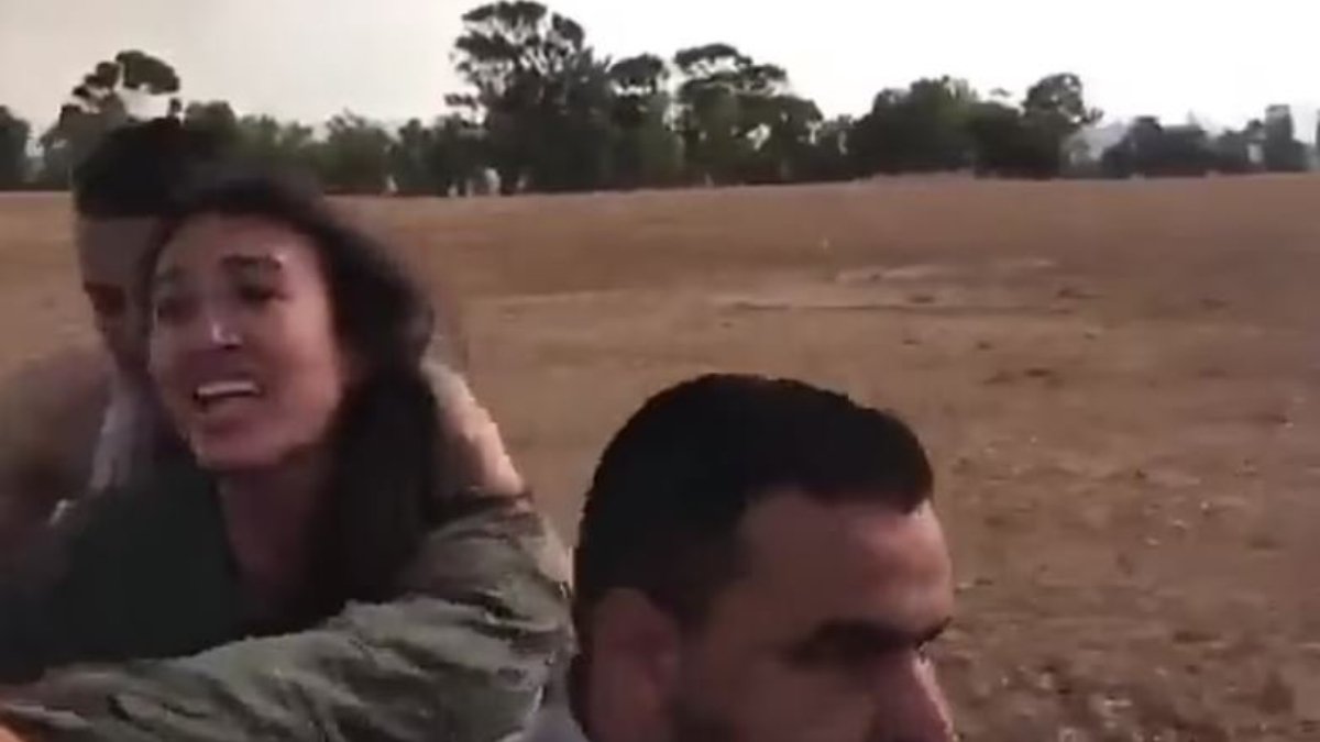 Hamas, kameralar önünde genç kadını böyle kaçırdı: Erkek arkadaşı çaresizce izledi