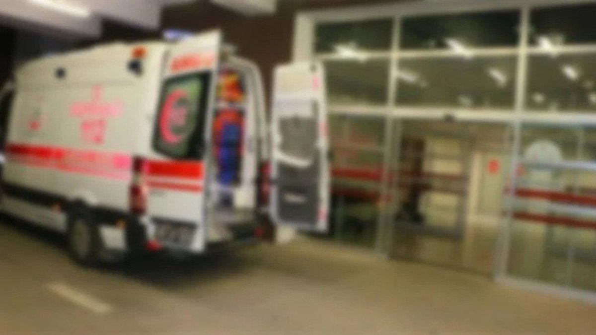 Yol kenarında ceset bulundu... Kamyoneti şarampole devrilmiş