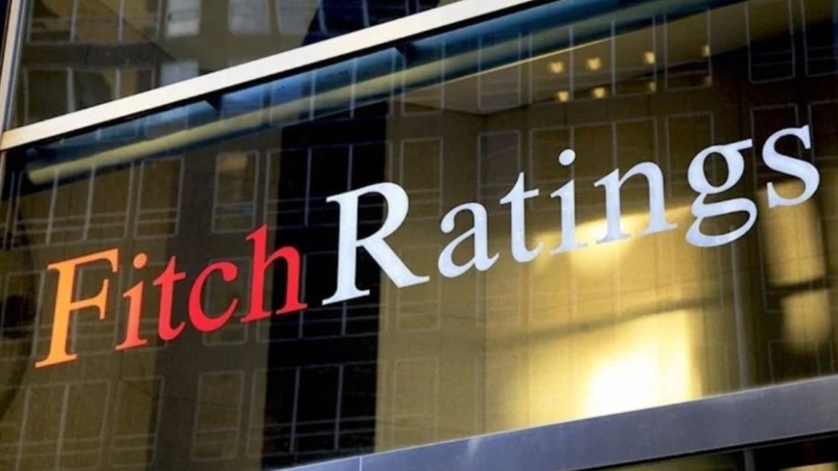 Fitch, İsrail'in kredi notunu negatife aldı