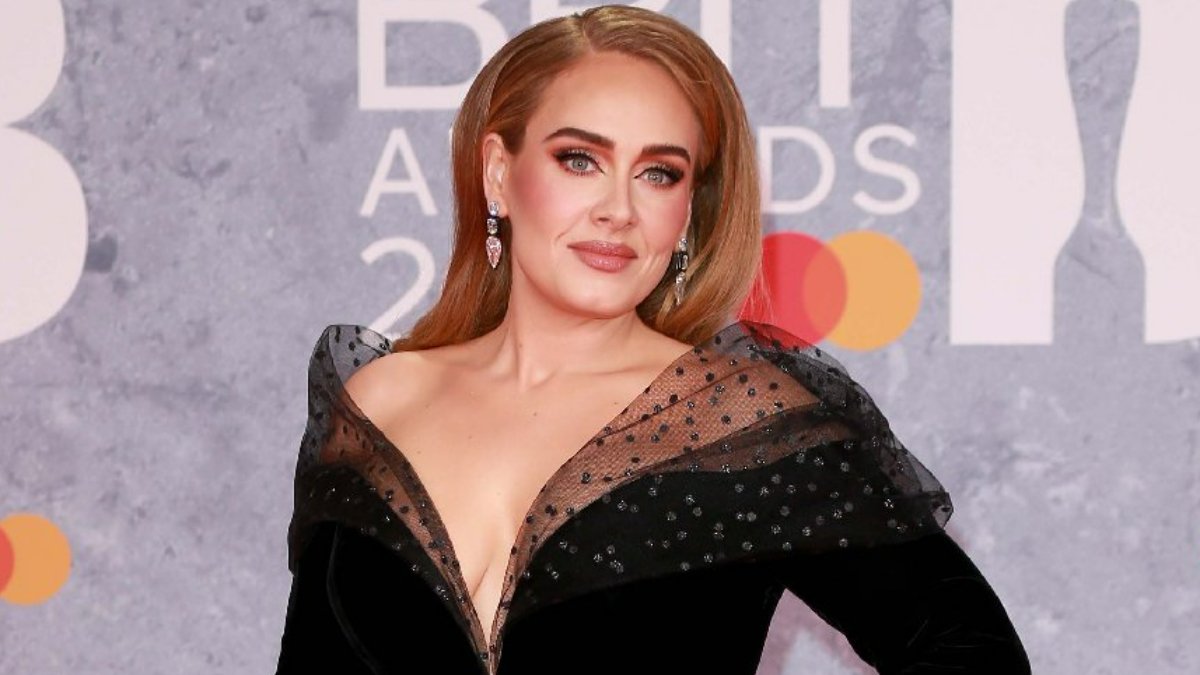 Alkol problemi yaşamış: Ünlü şarkıcı Adele içkiyi bıraktığını açıkladı
