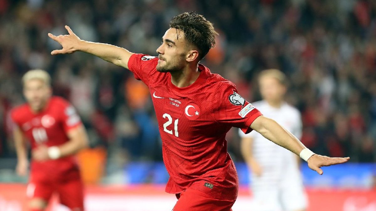 Yunus Akgün'ün Letonya'ya attığı gol, haftanın en iyisine aday