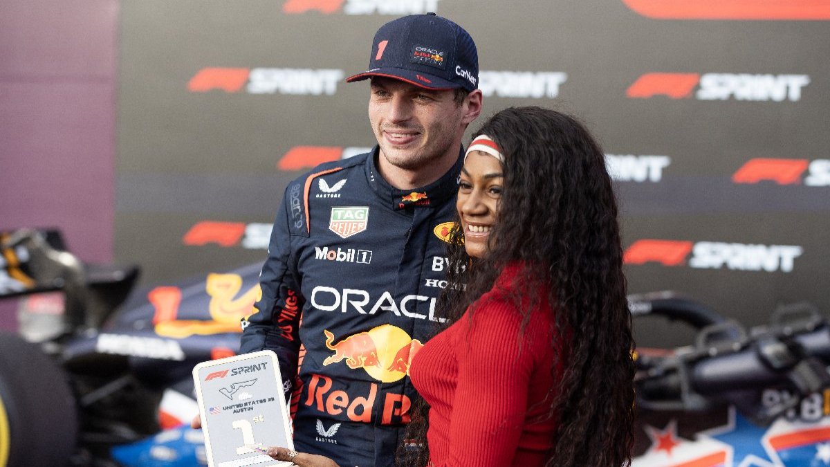 Max Verstappen, ABD Grand Prix sprint yarışında zirvede