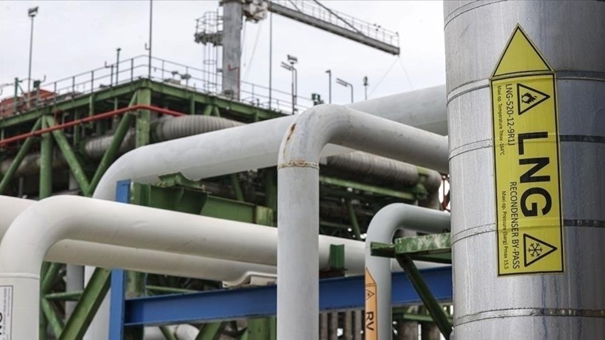 QatarEnergy ve İtalyan Eni'den 27 yıllık LNG tedarik anlaşması