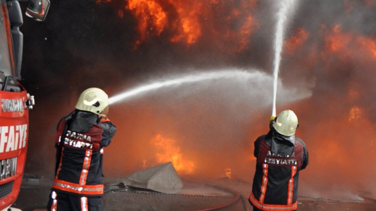 Konya Karatay Belediyesi'nde yangın