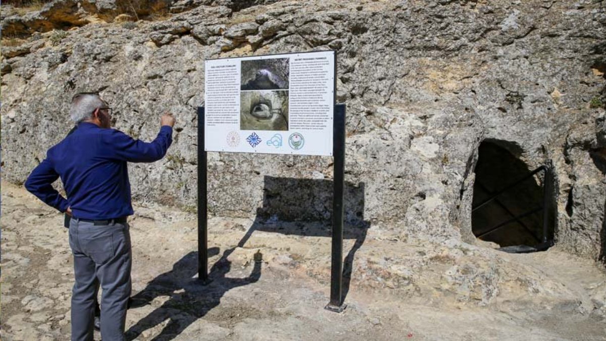 Eğil Kalesi'ndeki antik tüneller turizme kazandırıldı