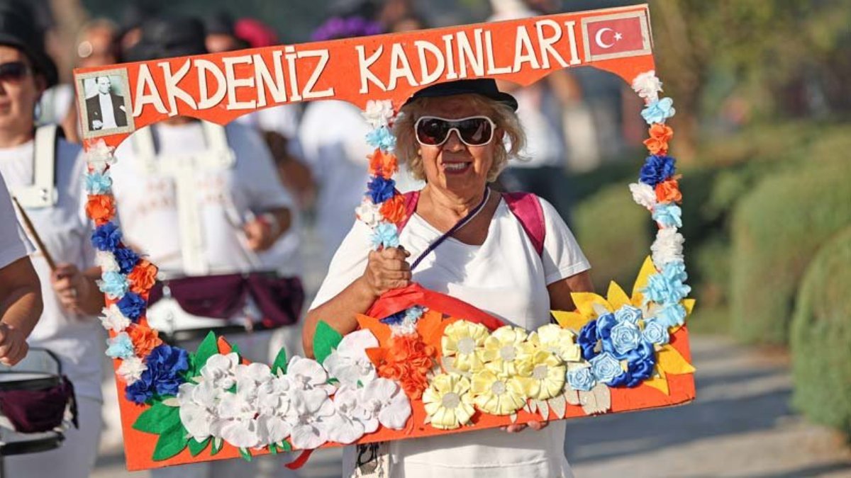 Adana'da kadınlardan gelen müzik sesi kente renk katıyor