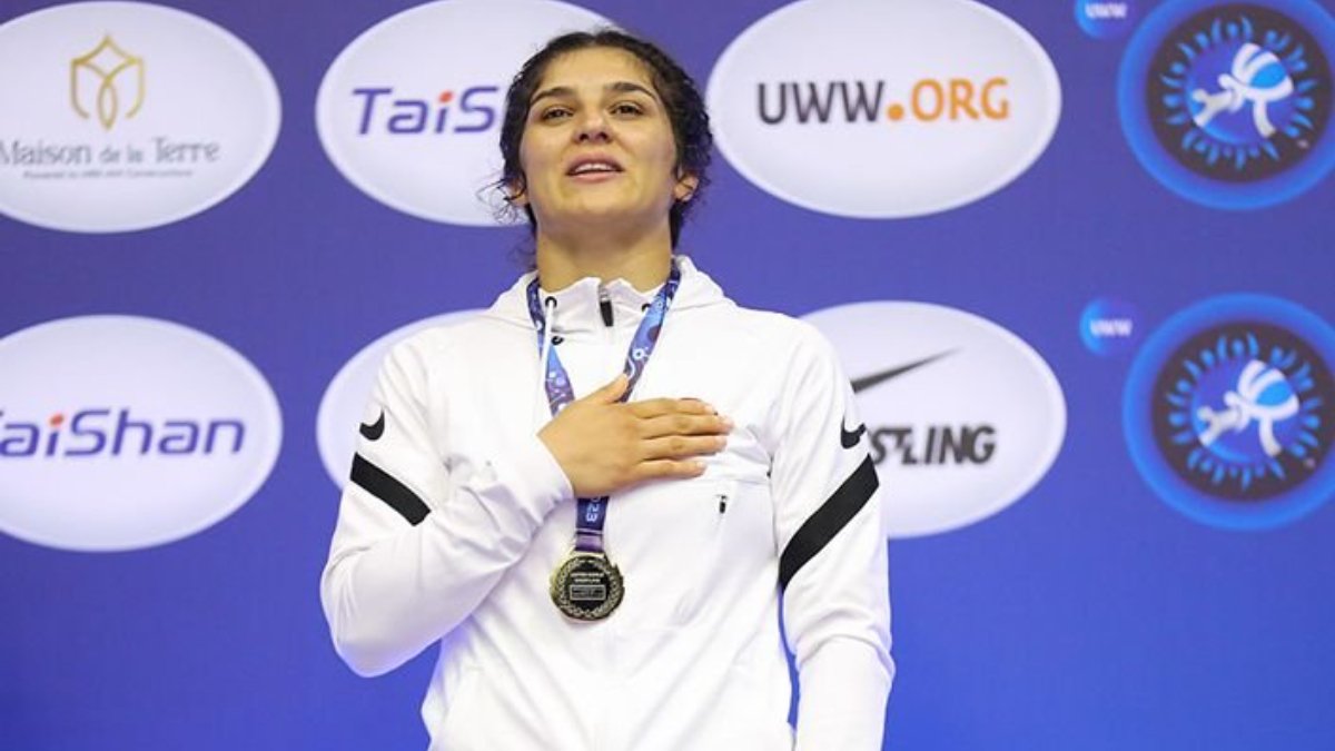 Nesrin Baş tarihe geçti