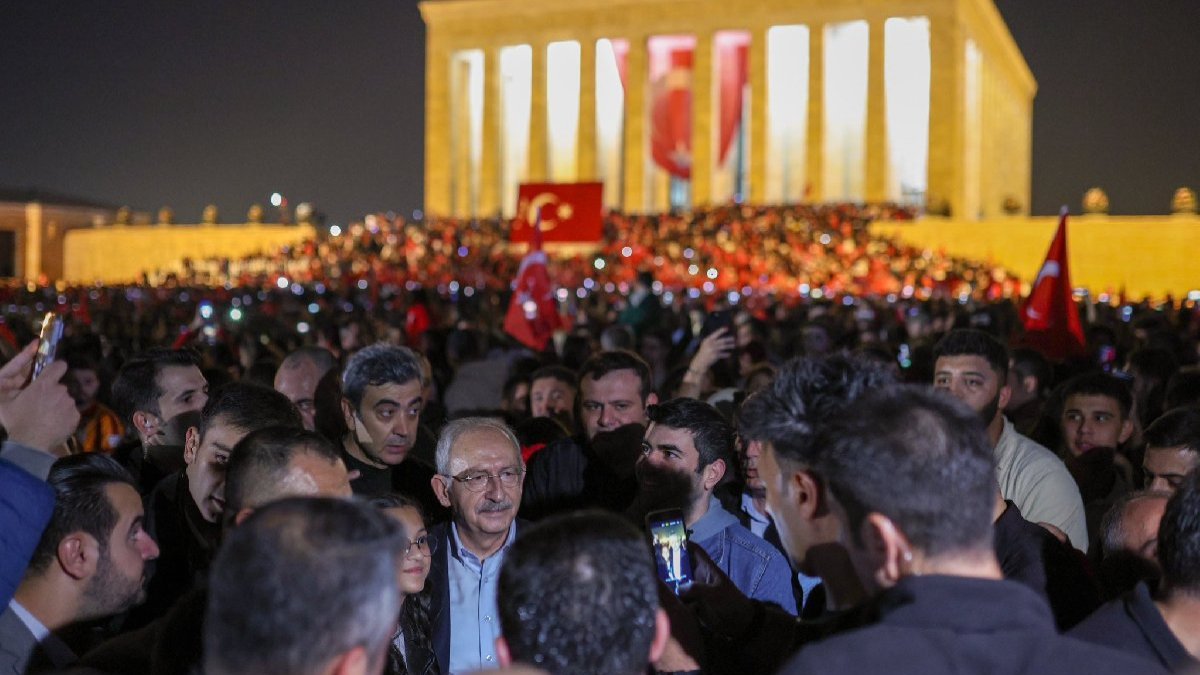 Kılıçdaroğlu'ndan Anıtkabir paylaşımı