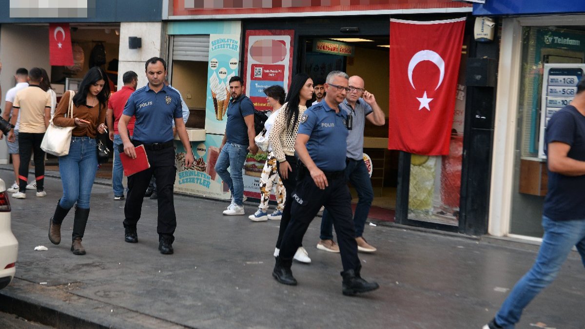 Restorana ‘Yemeğinizde bebek kanı var’ diyerek girip, çalışanı bıçakladı