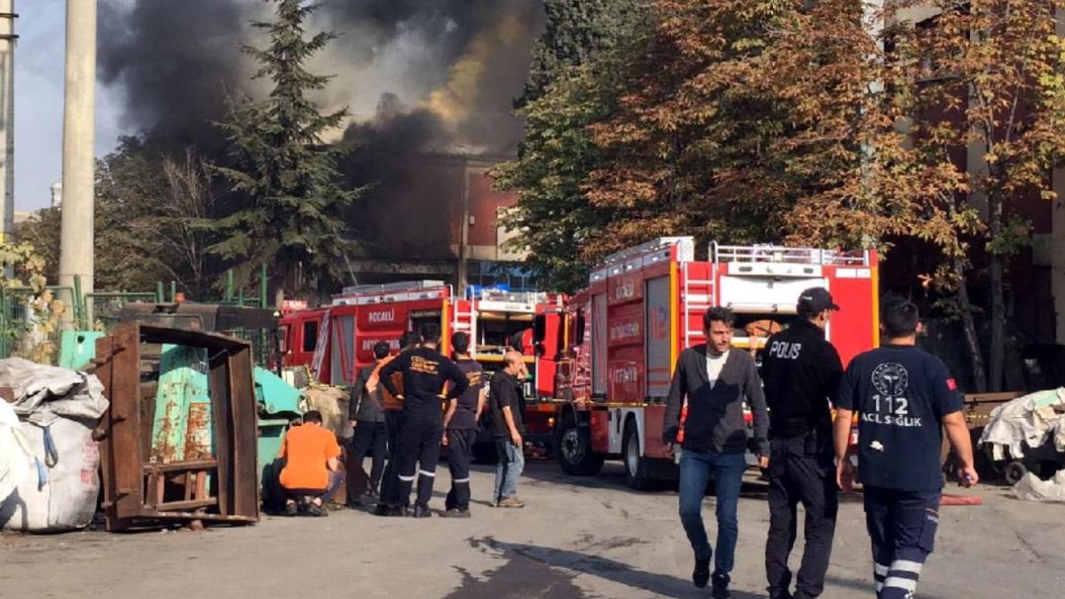 Fabrikada yangın çıktı: 1'i ağır 3 yaralı