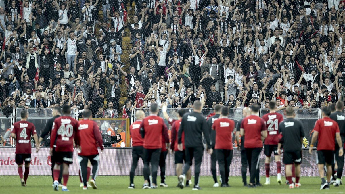 Beşiktaş seçim sürecinde 6 kritik maça çıkacak