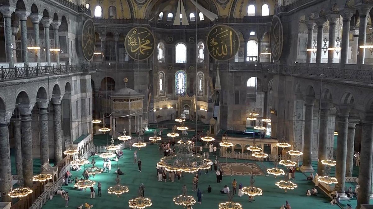 Yabancılar Ayasofya'ya girerken para verecek