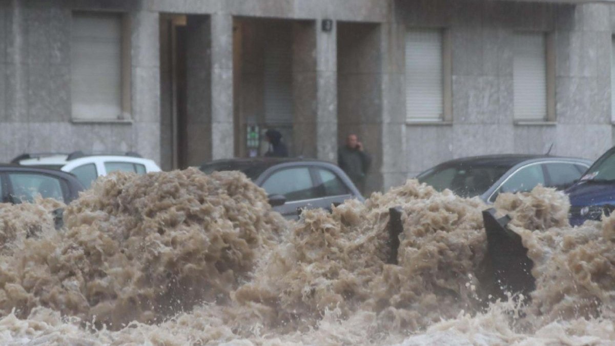 Milano sular altında kaldı