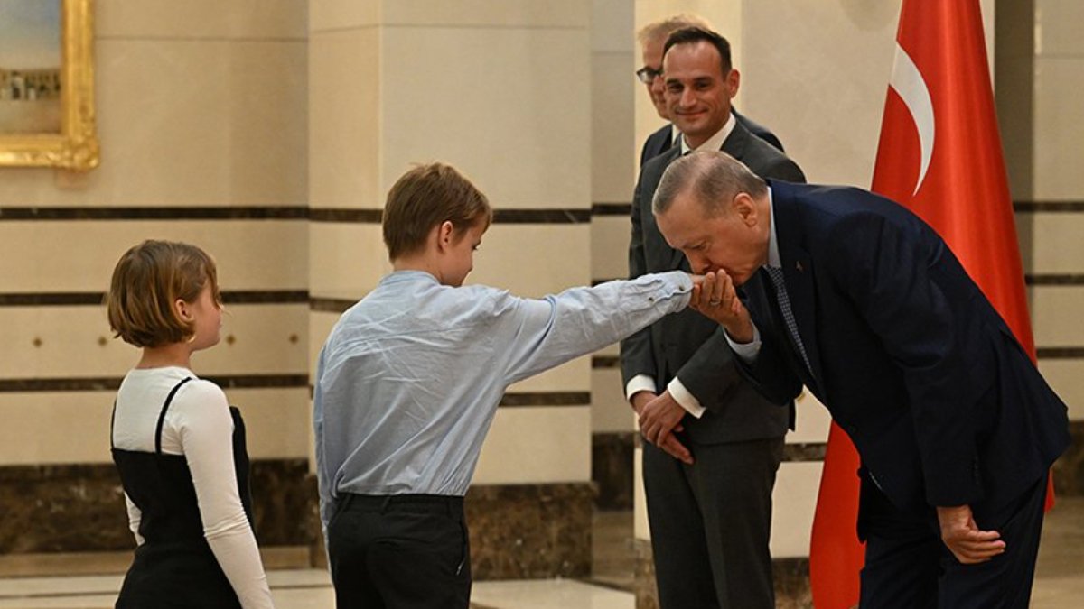 Sloven elçiden Erdoğan'a güven mektubu